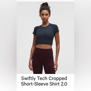 Lululemon cropped short sleeve navy size 4